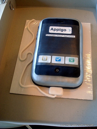 Geek Cakes.. Nom Nom!