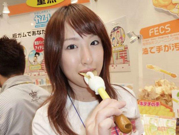 Chip Gripper – Eating Potato Chips Will Never Be The Same Chip Gripper – Eating Potato Chips Will Never Be The Same