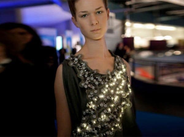 The Climate Dress – Monitoring Pollution Never Looked So Good The Climate Dress – Monitoring Pollution Never Looked So Good