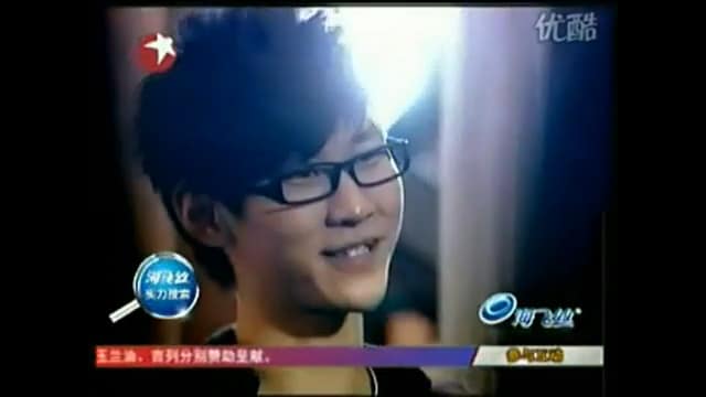 Armless Pianist Will Make You Question Your Daily Complaining!