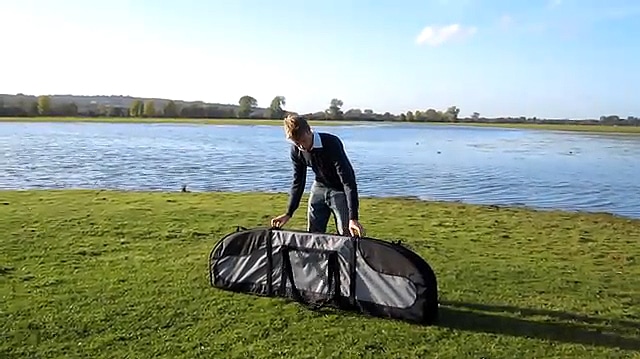 WaveCave: The Geeky Way To Hide From The Sun On The Beach! WaveCave: The Geeky Way To Hide From The Sun On The Beach!