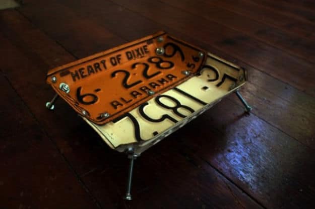 Recycle Those License Plates Into Retro Bowls!