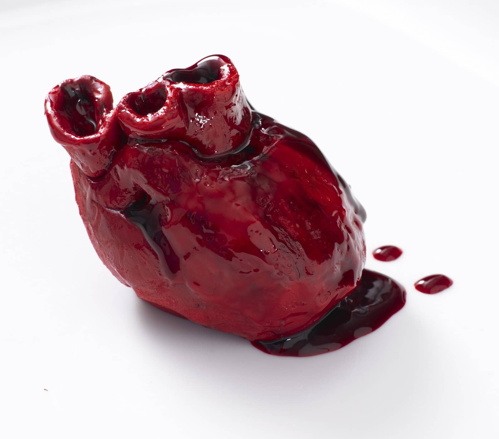 Bleeding Heart Cake: Perfect Gift Idea For Your Valentine