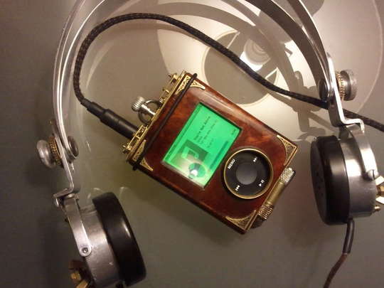 Steampunk iPod Case Goes Beyond Extraordinary Details