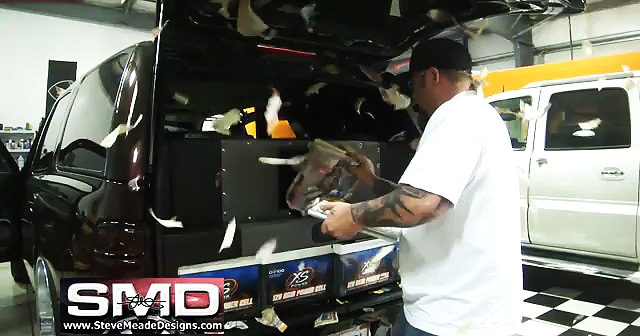 22,600 Watt Car Stereo Destroys Phone Book 22,600 Watt Car Stereo Destroys Phone Book