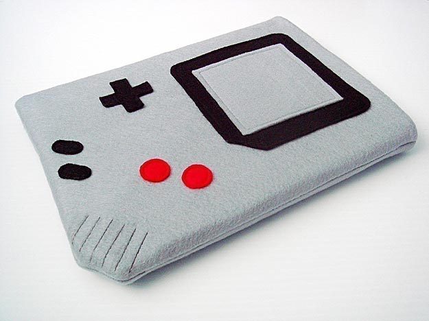 A Game Boy iPad 2 Cover For Retro Gaming Geeks A Game Boy iPad 2 Cover For Retro Gaming Geeks