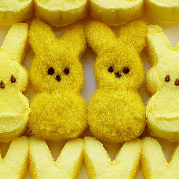 Fun Design: Fuzzy Felted Marshmallow Peeps