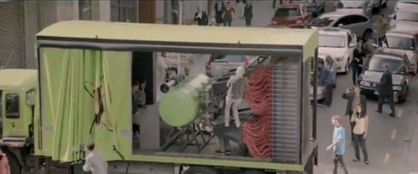 Massive 840 Barrel Paintball Gun Paints Mona Lisa Massive 840 Barrel Paintball Gun Paints Mona Lisa