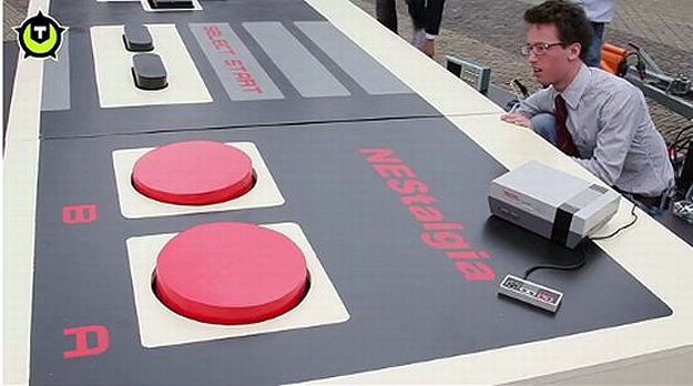 World’s Largest Working NES Controller World’s Largest Working NES Controller