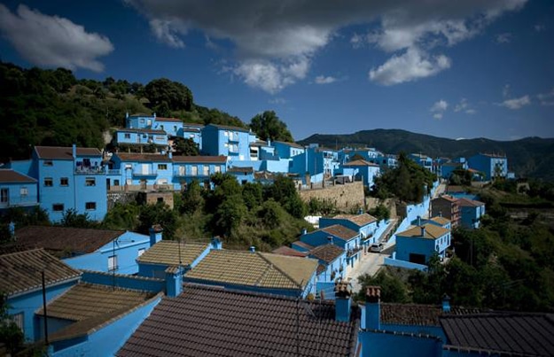 Smurf Village: The Real Life Completely Blue Town