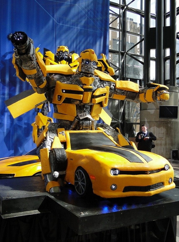 Transformers: The 2,000 Pound Bumblebee Vanilla Cake Transformers: The 2,000 Pound Bumblebee Vanilla Cake