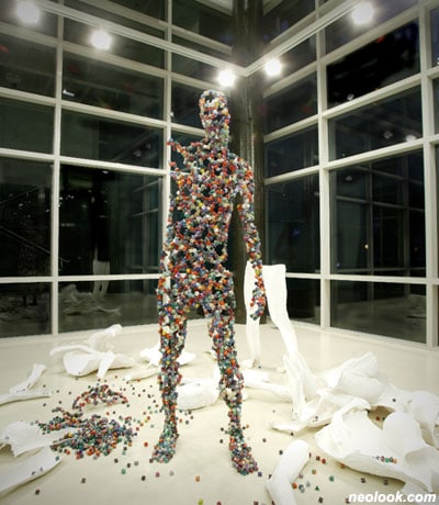 Dice Figures: Portraying The Human Body Using Only Dice Dice Figures: Portraying The Human Body Using Only Dice