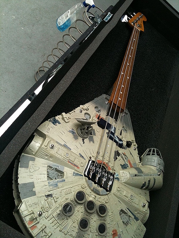 Geektastic: Millennium Falcon Bass Guitar That Works Geektastic: Millennium Falcon Bass Guitar That Works