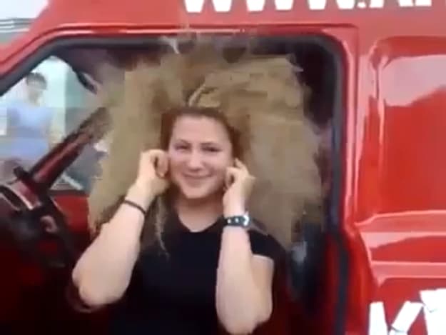 40,000 Watt Car Stereo Will Make Your Hair Stand On End