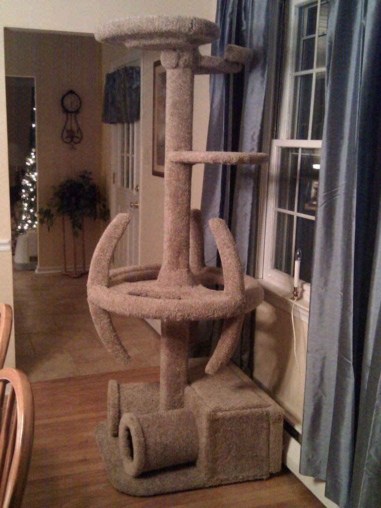Star Trek Cat Tree: For Trekkies With Cats Star Trek Cat Tree: For Trekkies With Cats