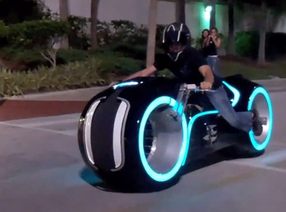 The Real Tron Light Cycle In Action [Video]