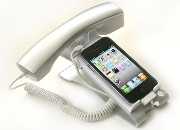 iClooly: An Office Handset iPhone Dock