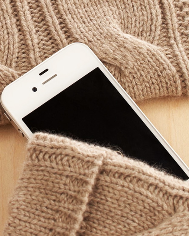 Cashmere iPhone & iPad Sweaters To Keep Your Gear Warm Cashmere iPhone & iPad Sweaters To Keep Your Gear Warm