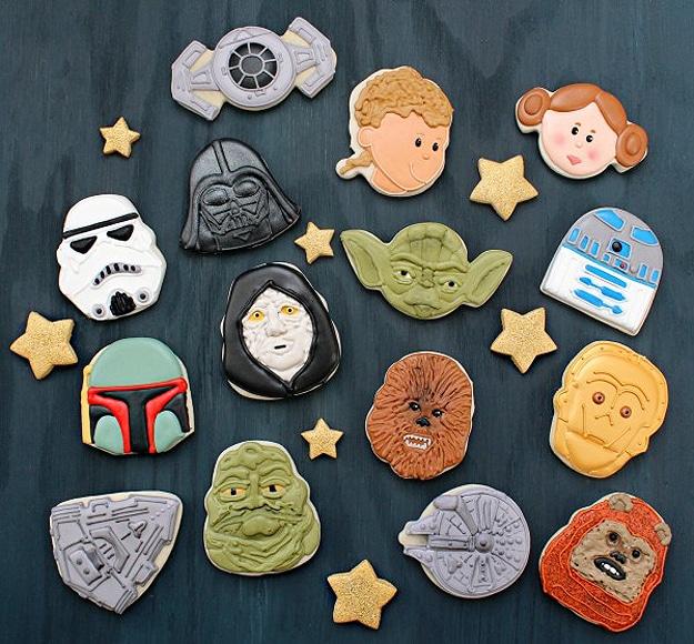 Creative Star Wars Cookies Made With Santa Claus Cookie Cutters Creative Star Wars Cookies Made With Santa Claus Cookie Cutters