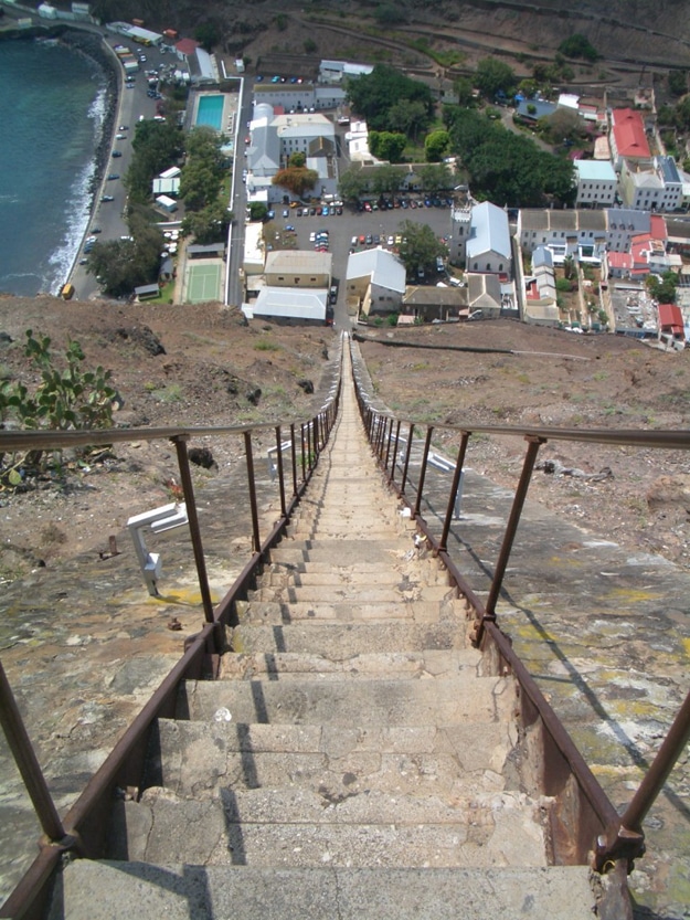 World’s Longest Straight Staircase: Get Ready To Be Dizzy! World’s Longest Straight Staircase: Get Ready To Be Dizzy!
