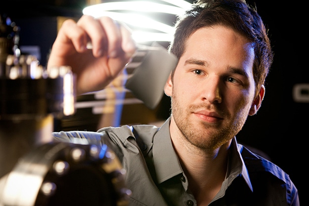 Thermoelectric Power Felt: Charge Your Phone With Your Butt