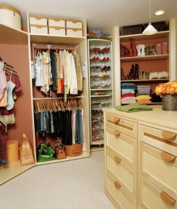 Home Decorating Huge Closets