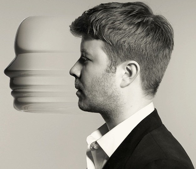 Silhouette Art: Your Loved One’s Face Carved Into A Keepsake