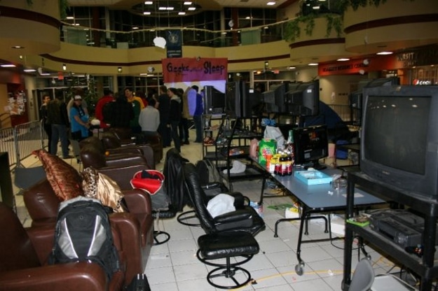 Gaming For A Good Cause: Geeks Without Sleep