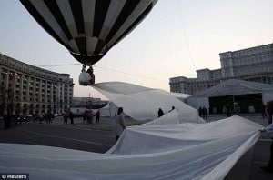 World-Record-Wedding-Dress