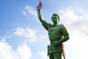 Yarn-Bombing-Public-Spaces