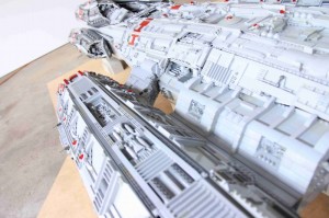 battlestar-valkyrie-lego-build