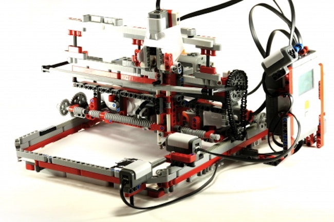 14-Year Old Builds Working Lego Printer