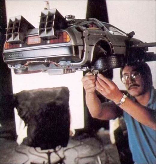 23 Epic Behind The Scenes Photos From Back To The Future