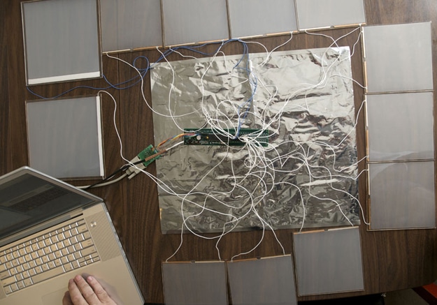 Liquid Crystal Technology Transforms Real-Time Weather Into Art