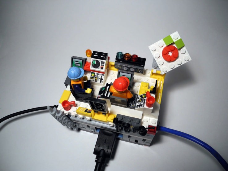 A Geeky Collection Of Creative Raspberry Pi Cases [15 Pics]