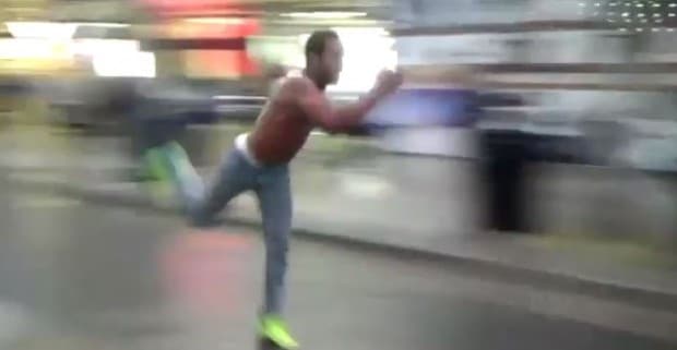 Super Moonwalk: Guy Defies The Laws Of Physics While Running Super Moonwalk: Guy Defies The Laws Of Physics While Running