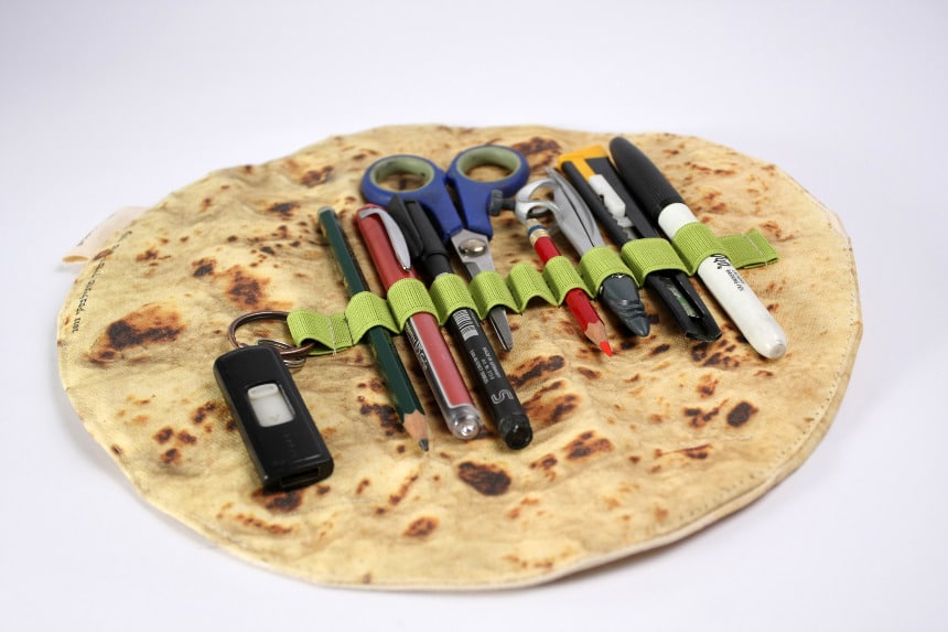 Pita Bread Pencil Holder Makes Getting Organized Look Delish