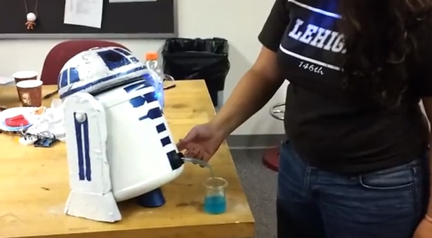 R2-D2 Droid Gatorade Dispenser (Basically Drink R2’s Pee) R2-D2 Droid Gatorade Dispenser (Basically Drink R2’s Pee)
