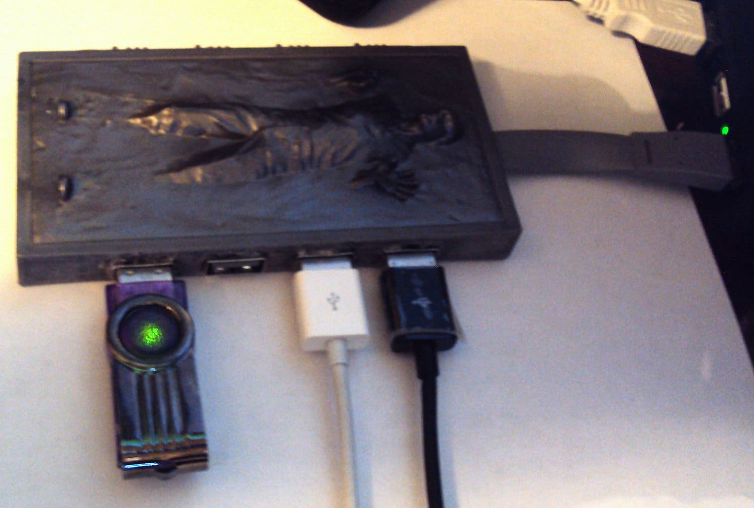 Han Solo Frozen In Carbonite Custom USB Hub Build