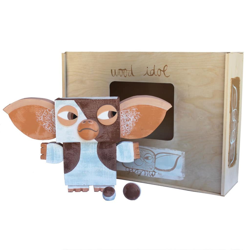 Iconic Characters Turned Into Awesome Wooden Idols