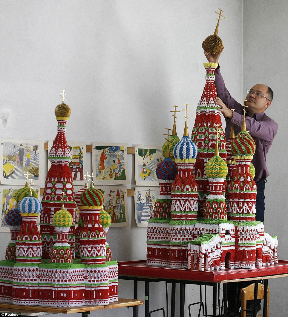 Extreme Paper Folding: Origami Models Of Russian Landmarks