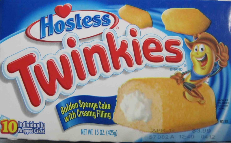 How To Make Your Own Delicious Twinkies [Video]