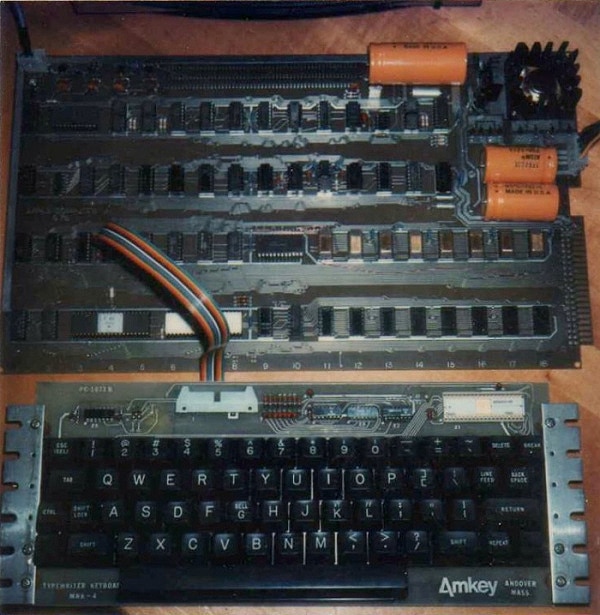 Possibly The First Polaroid Pictures Ever Taken Of The Apple-1 In 1976 Possibly The First Polaroid Pictures Ever Taken Of The Apple-1 In 1976