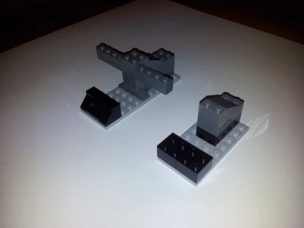 2 DIY Simple & Sturdy LEGO iPad Stands Built By Kids 2 DIY Simple & Sturdy LEGO iPad Stands Built By Kids