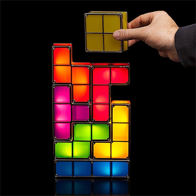 Light Up ’80s Style: The Stackable Tetris LED Desk Lamp Light Up ’80s Style: The Stackable Tetris LED Desk Lamp