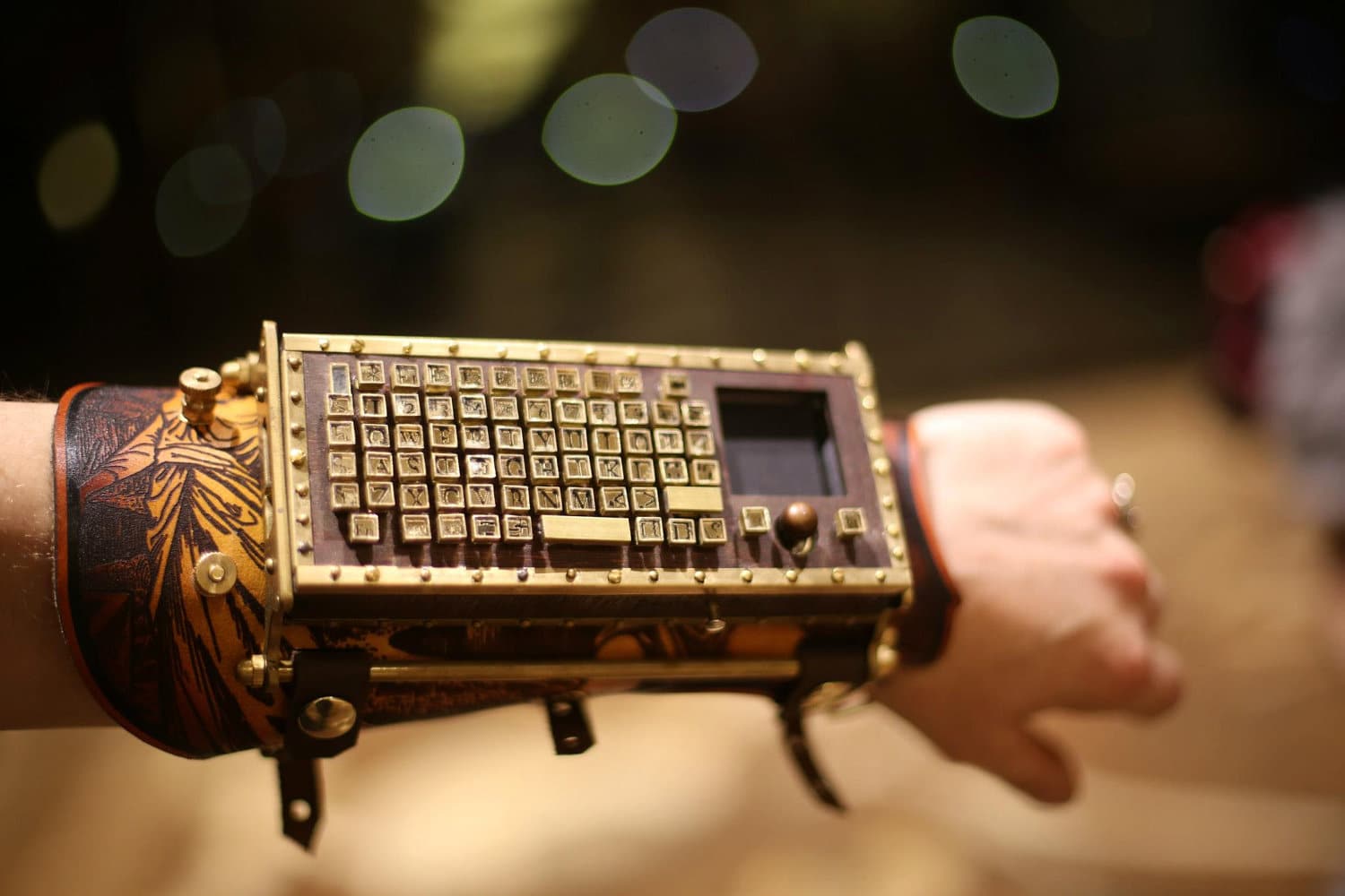 Working Bluetooth Arm Steampunk Keyboard Is Epically Cool Working Bluetooth Arm Steampunk Keyboard Is Epically Cool