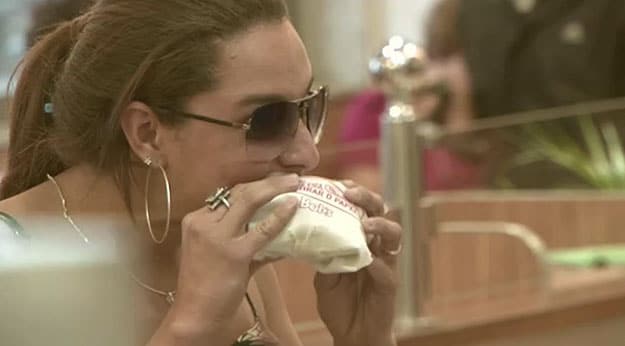 Edible Paper Fast Food Cheeseburger Wrapper Reduces Trash Edible Paper Fast Food Cheeseburger Wrapper Reduces Trash