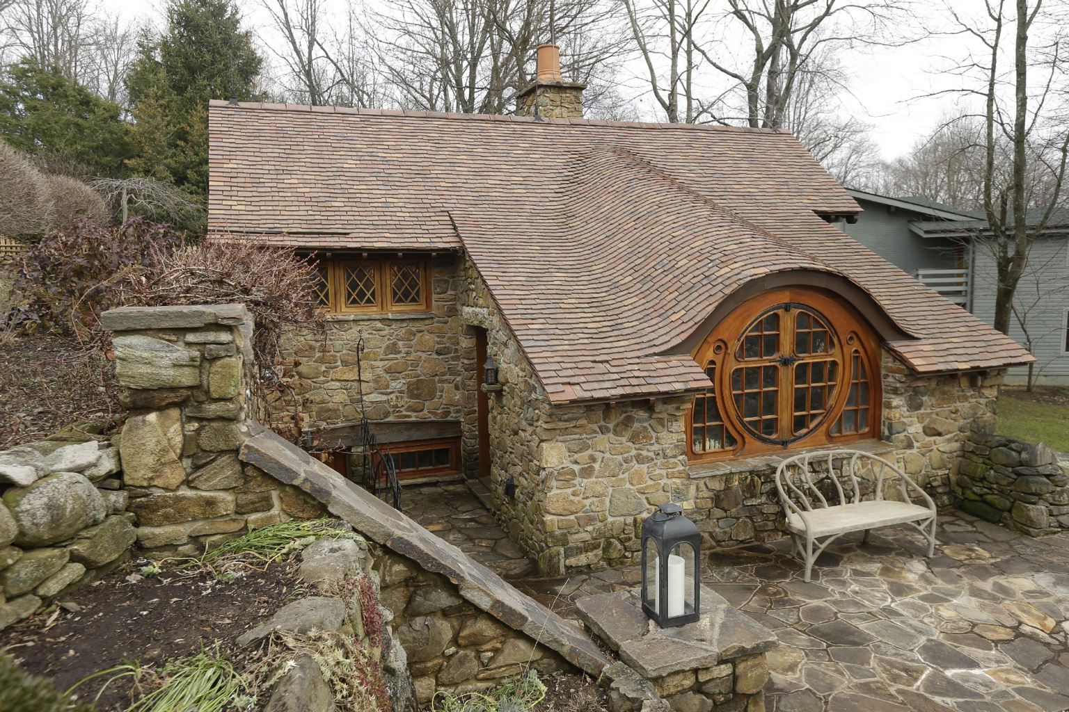 Uber Fan Has Real Hobbit House Designed & Built By Architect