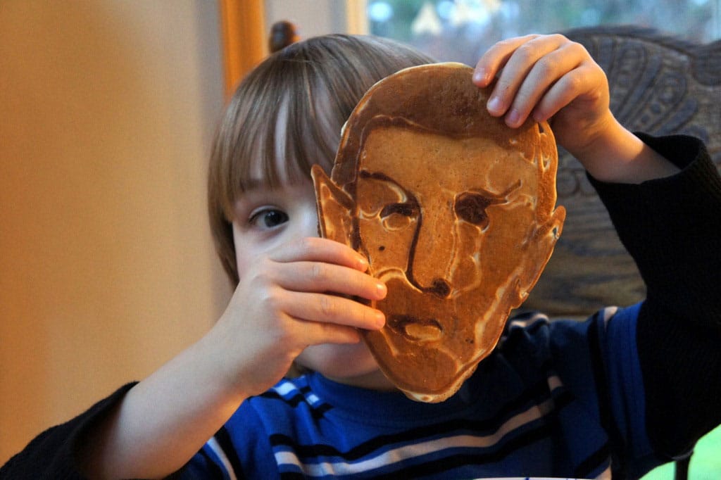 Star Trek Face Pancakes: The Perfect Pancakes For Trekkies Star Trek Face Pancakes: The Perfect Pancakes For Trekkies
