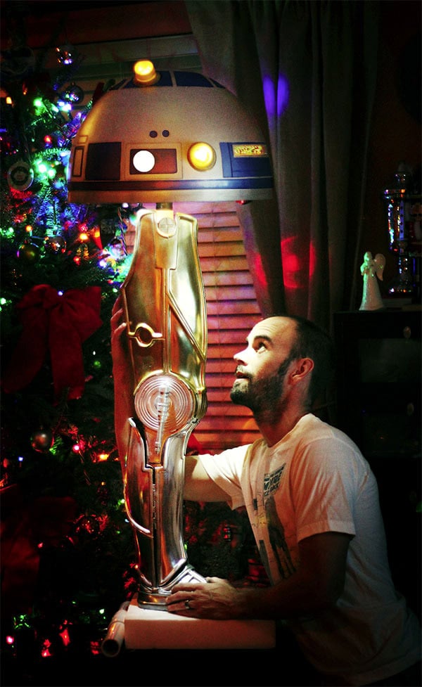 R2-D2 & C-3PO Shed A Leg & A Head For A Star Wars Lamp R2-D2 & C-3PO Shed A Leg & A Head For A Star Wars Lamp